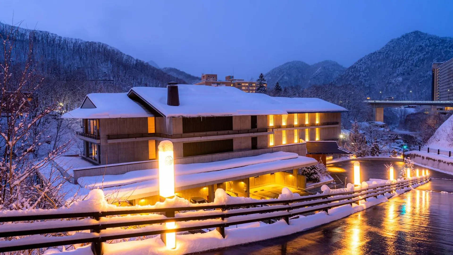 Chalet Ivy Jozankei Sapporo 5*,